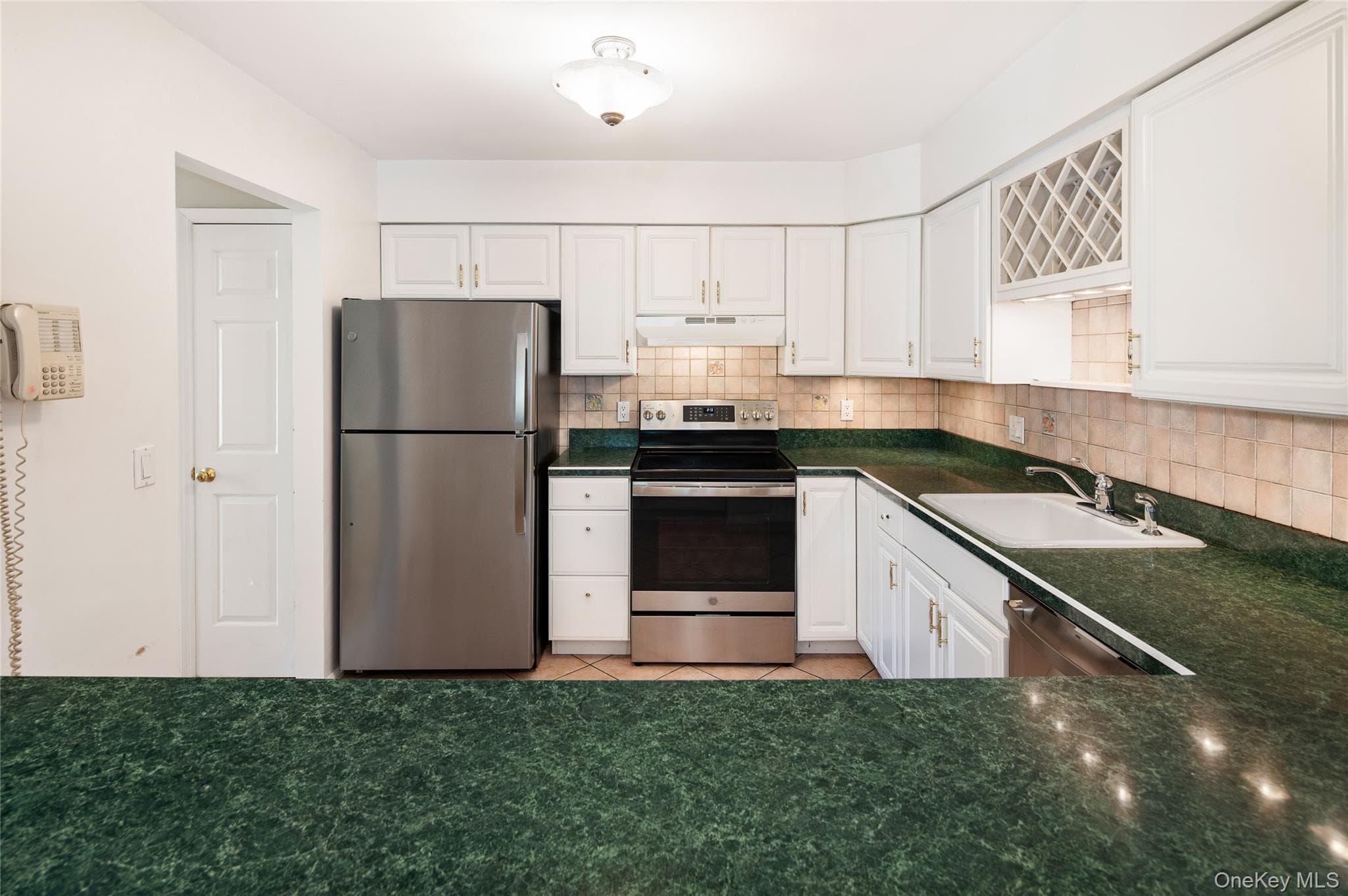 1804 Regent Drive thumbnail 9