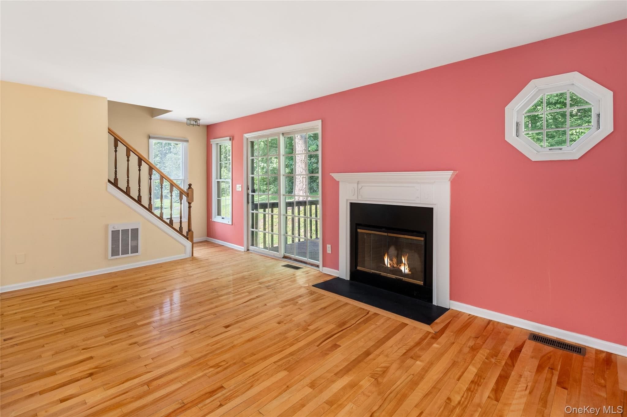 1804 Regent Drive thumbnail 17