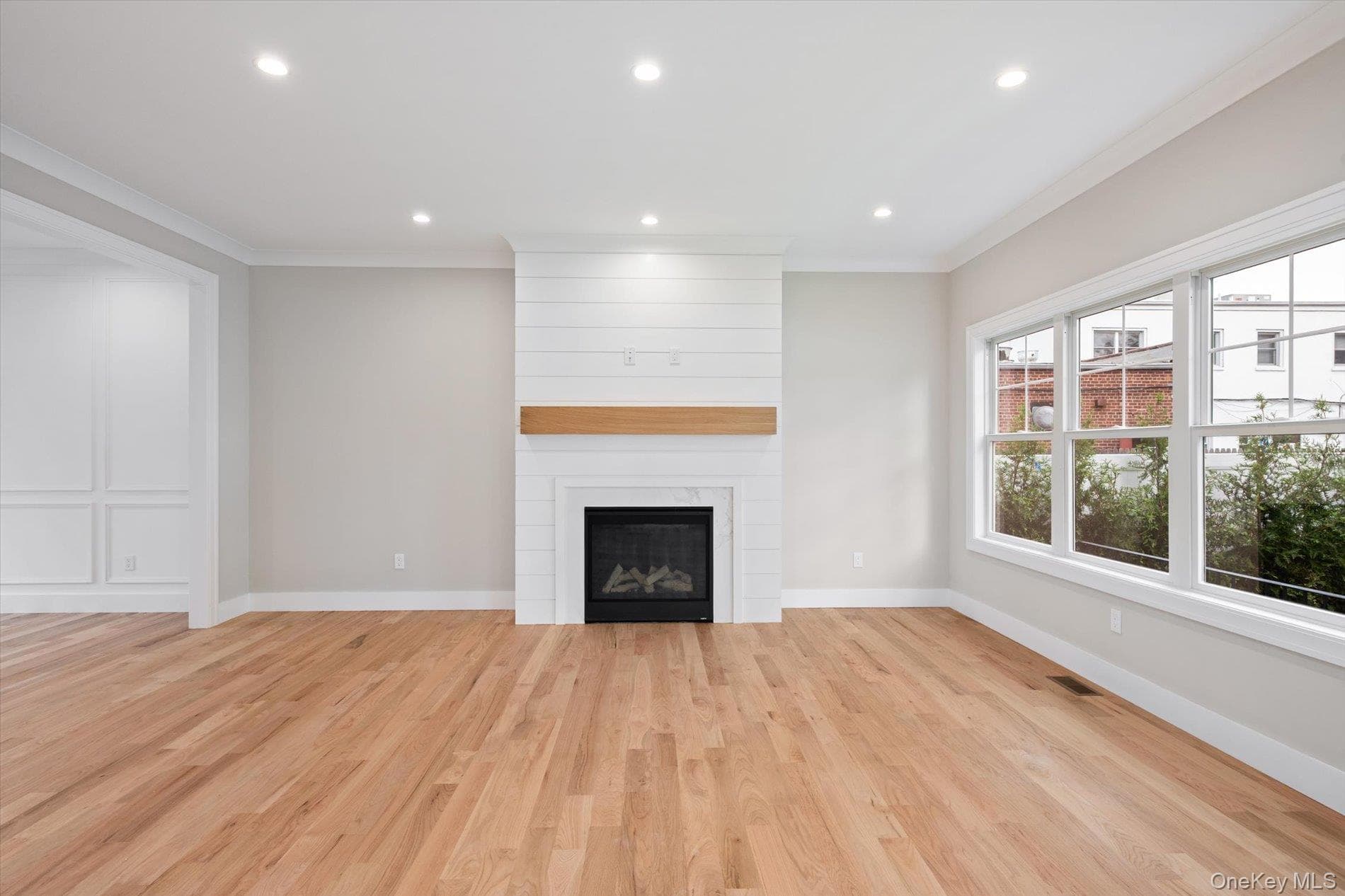 111 Jackson Avenue thumbnail 7