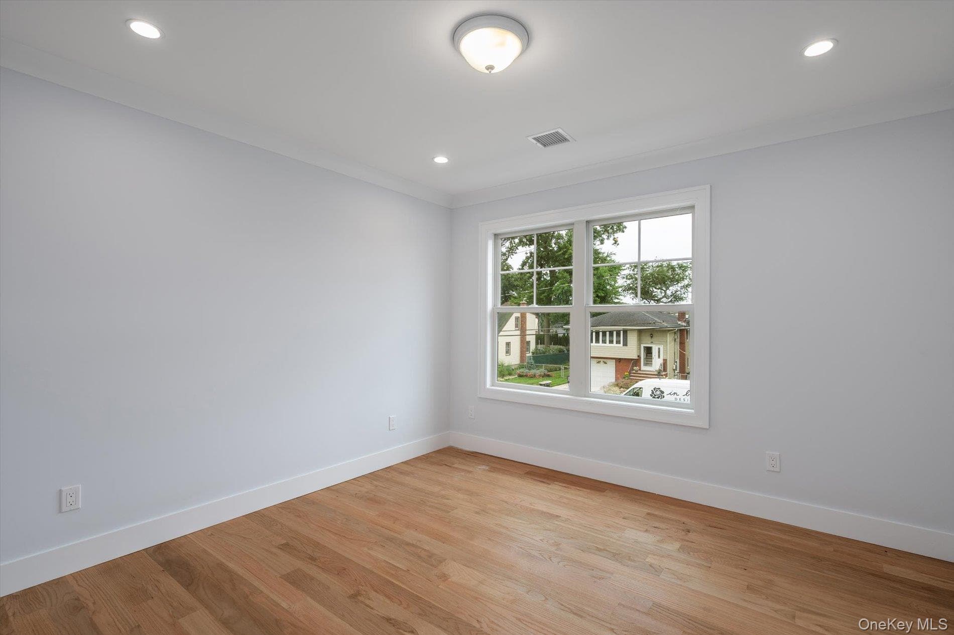 111 Jackson Avenue thumbnail 23