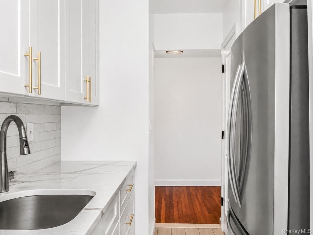 780 Bronx River Road Unit: A16 thumbnail 10