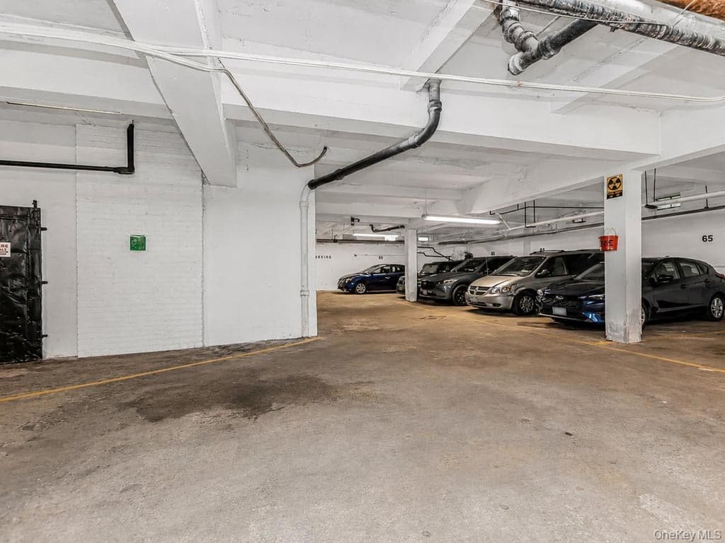 780 Bronx River Road Unit: A16 thumbnail 19