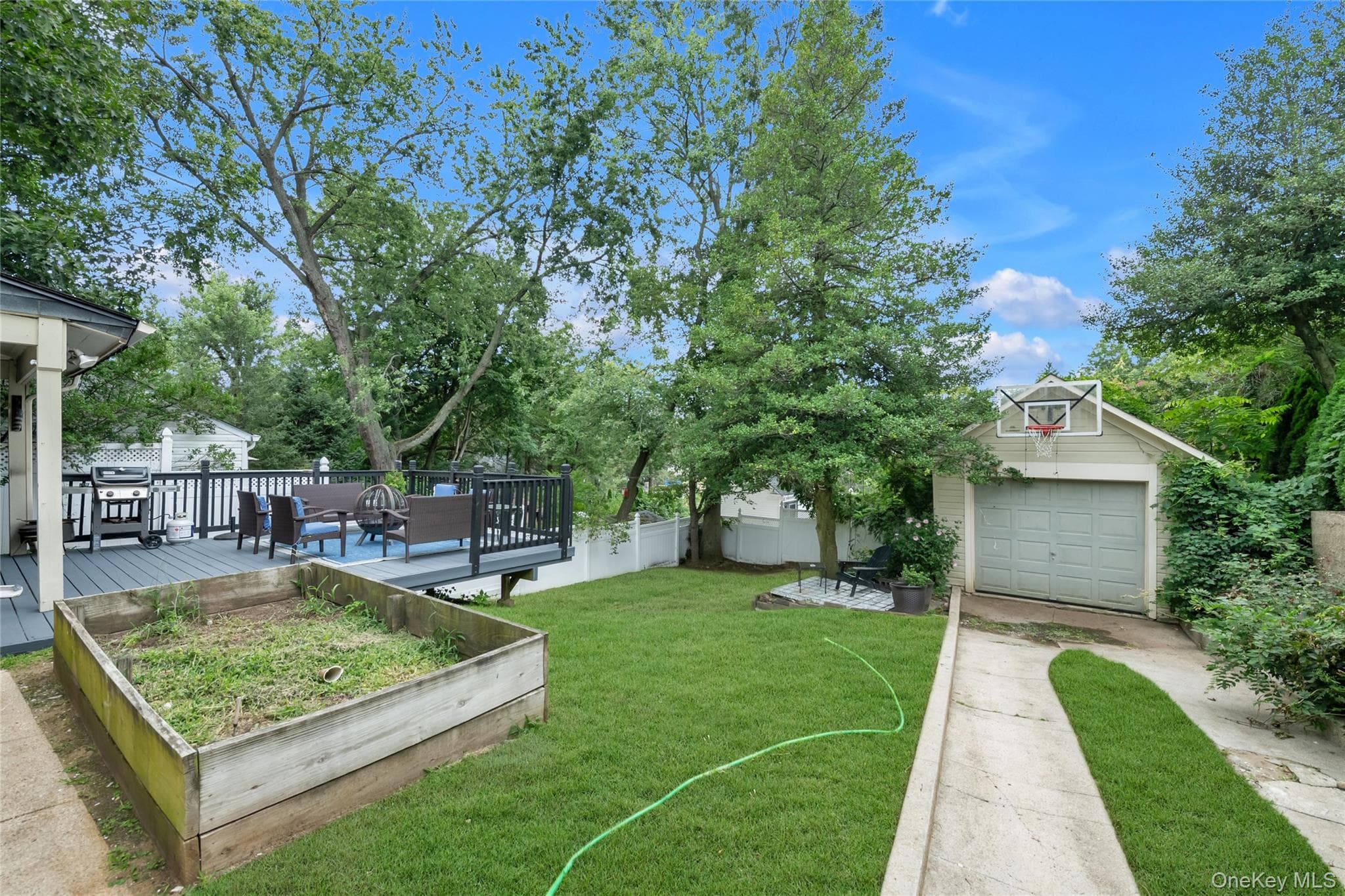 320 Forest Road thumbnail 30