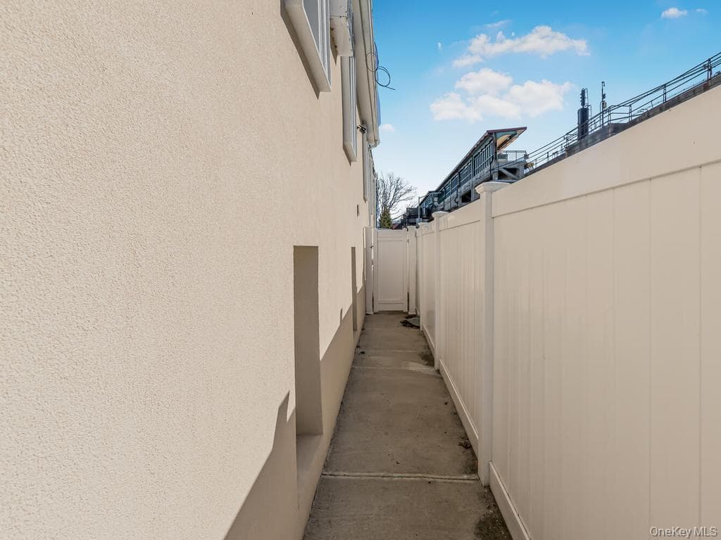 304 Beach 91st Street thumbnail 22