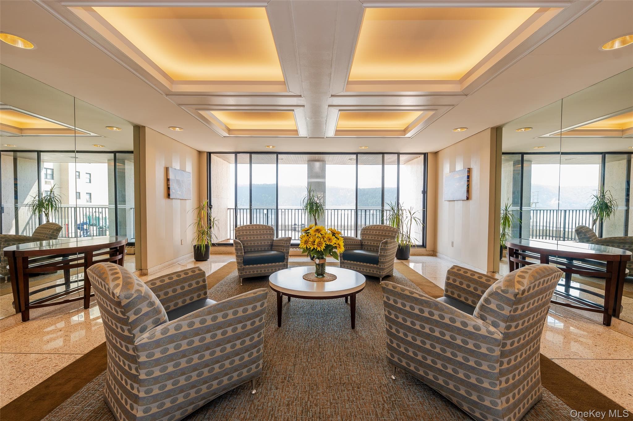 1085 Warburton Avenue Unit: 425 thumbnail 22