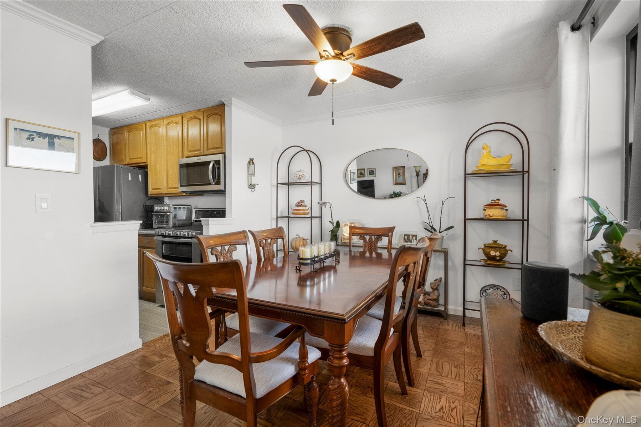 1085 Warburton Avenue Unit: 425 thumbnail 9