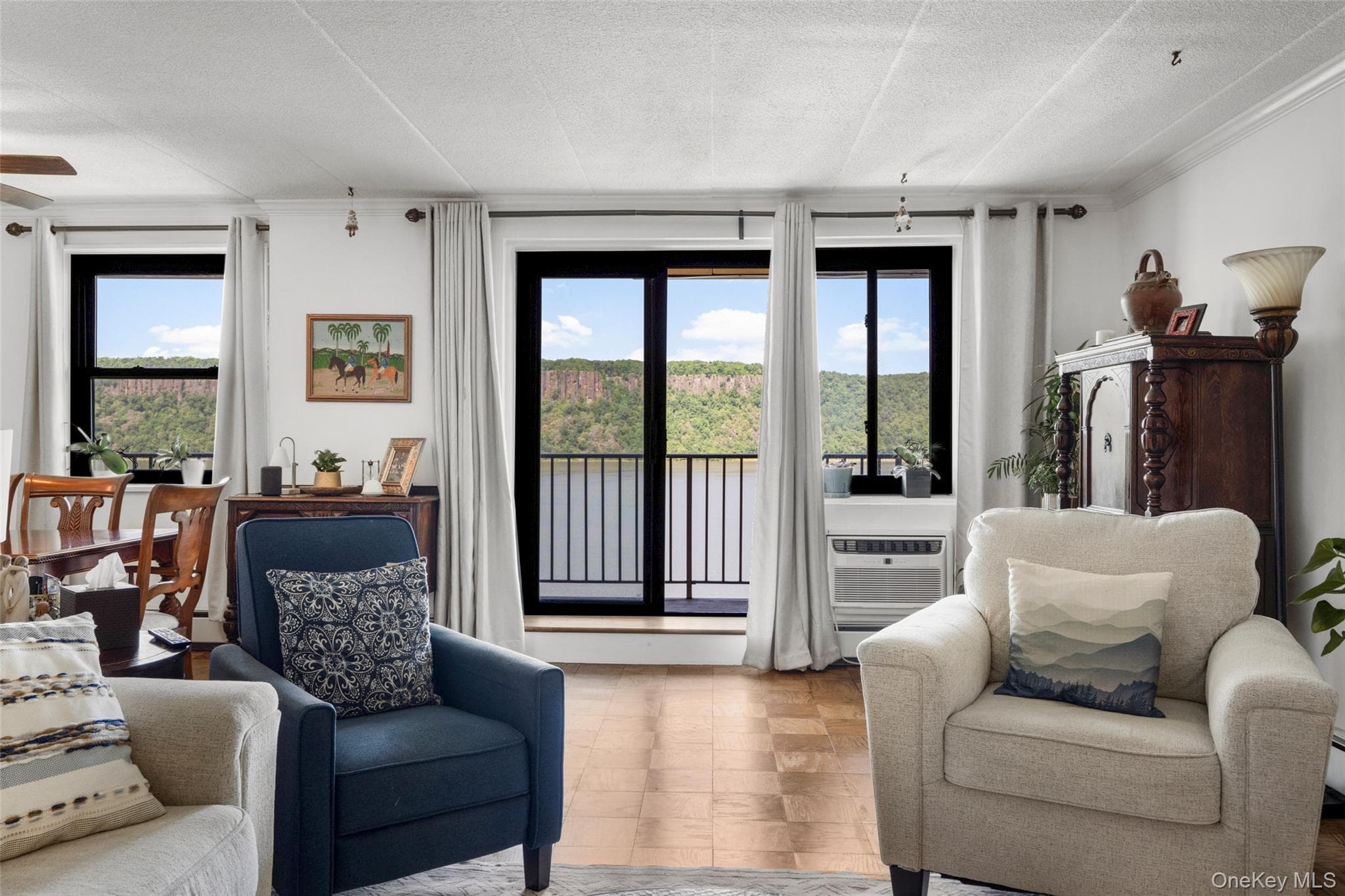 1085 Warburton Avenue Unit: 425 thumbnail 7