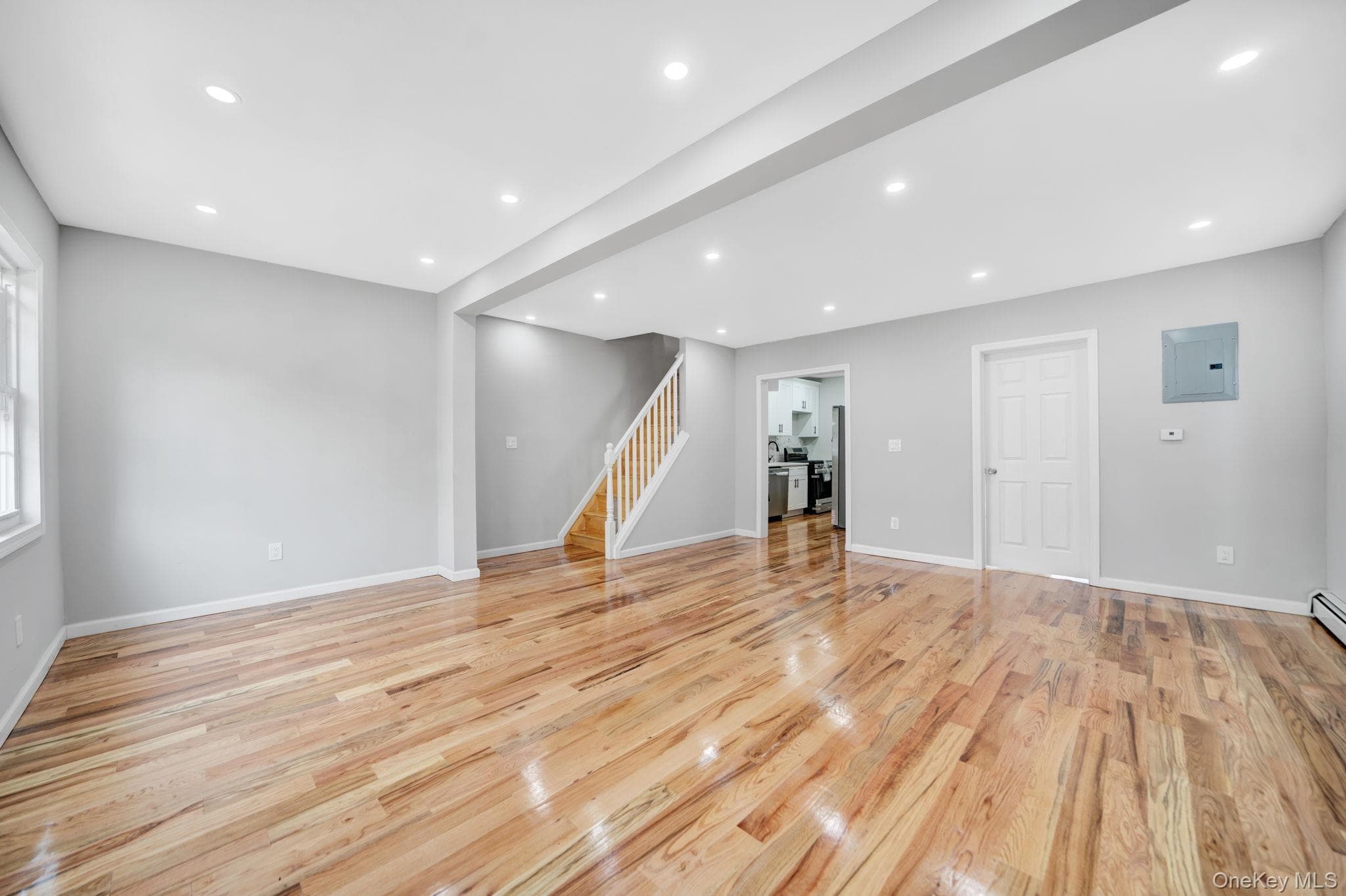 3004 La Salle Avenue thumbnail 5