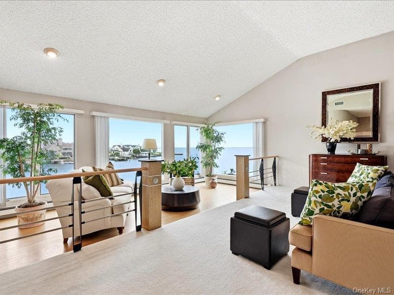 211 Whitewood Drive thumbnail 23