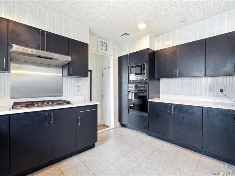 211 Whitewood Drive thumbnail 17