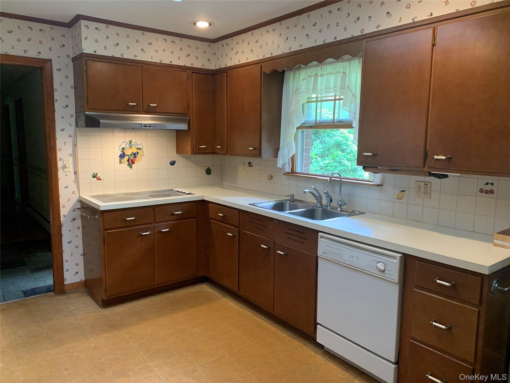 9 Dogwood Hill Road thumbnail 11