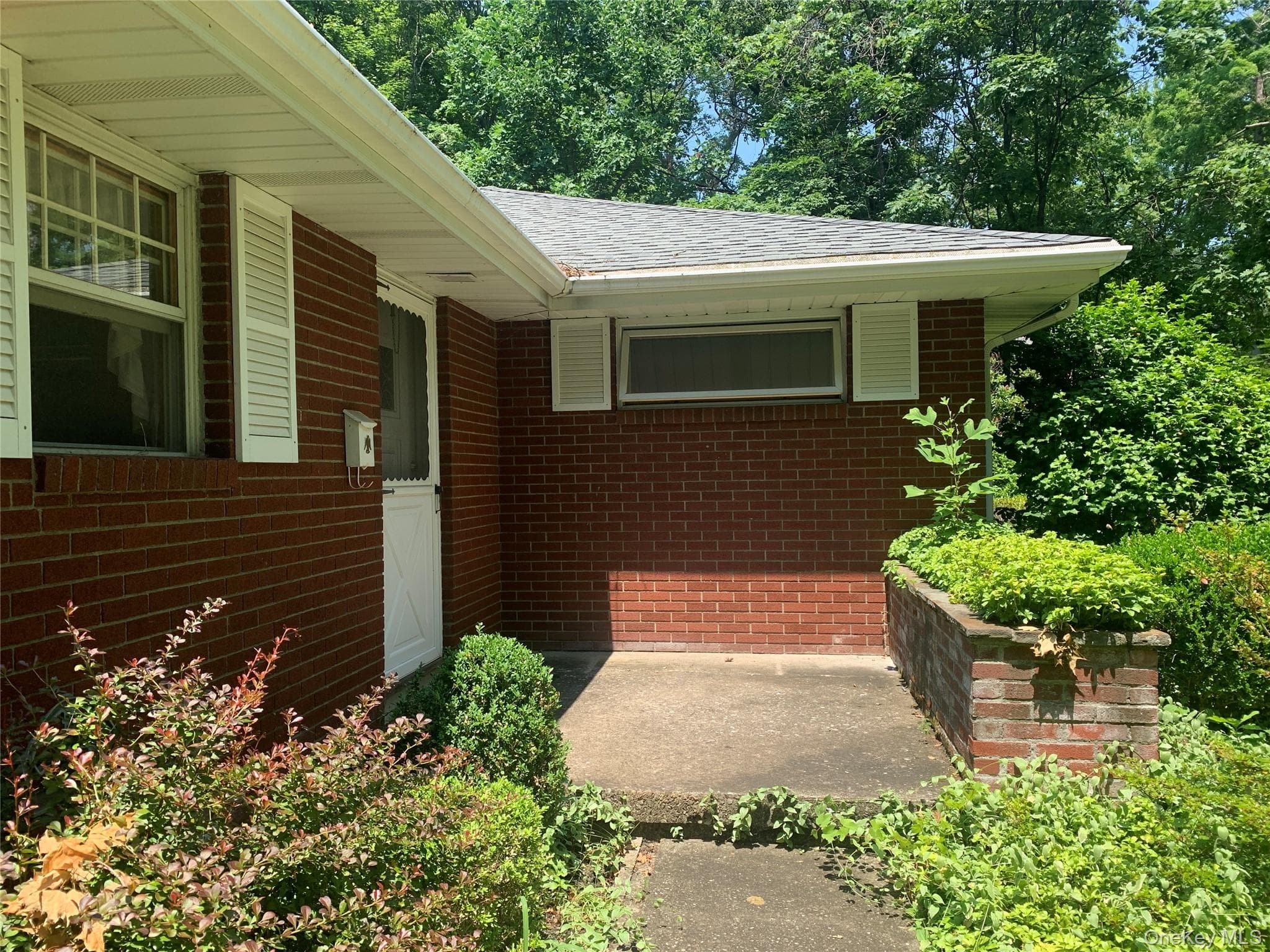 9 Dogwood Hill Road thumbnail 5