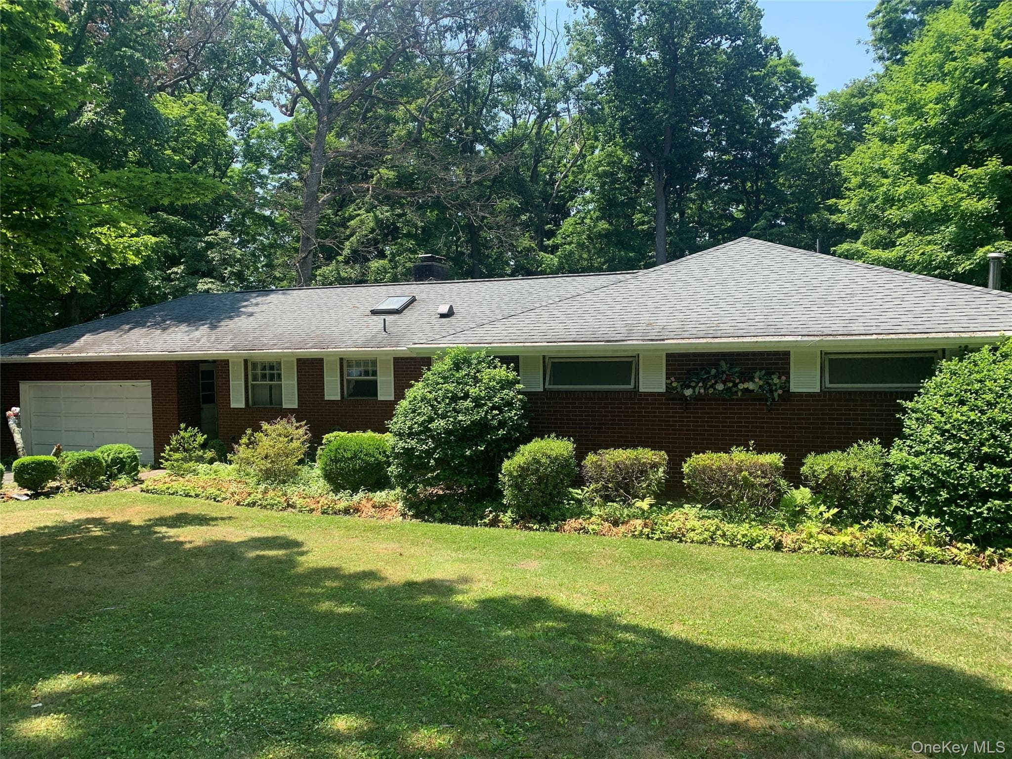 9 Dogwood Hill Road, Wappingers Falls