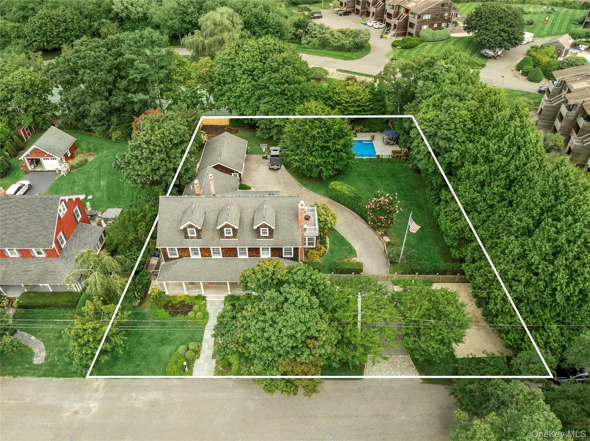 65 Watchogue Avenue thumbnail 3