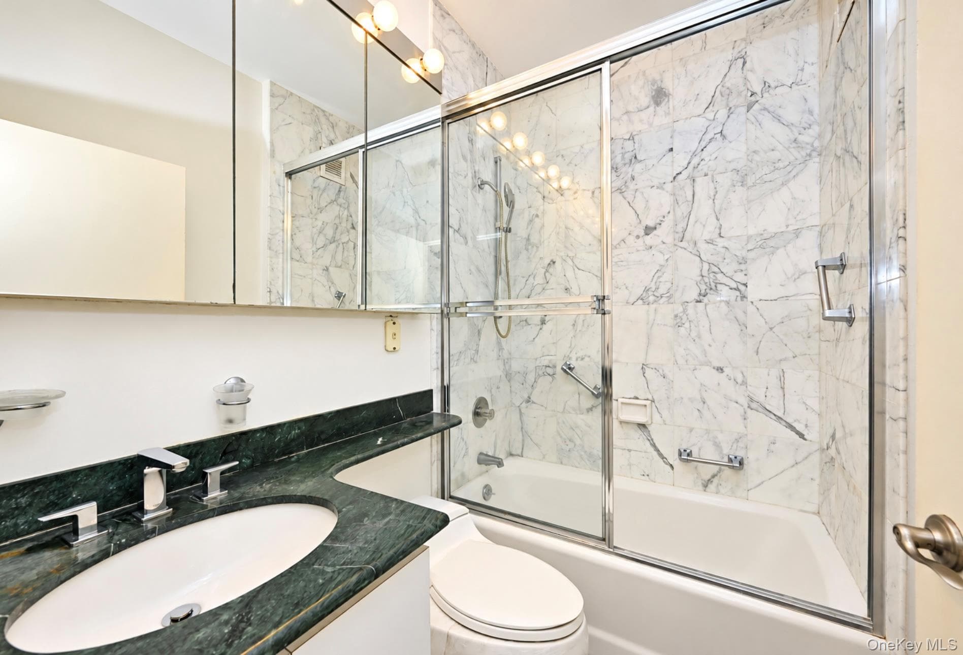 167 E 61st Street Unit: 28E thumbnail 11
