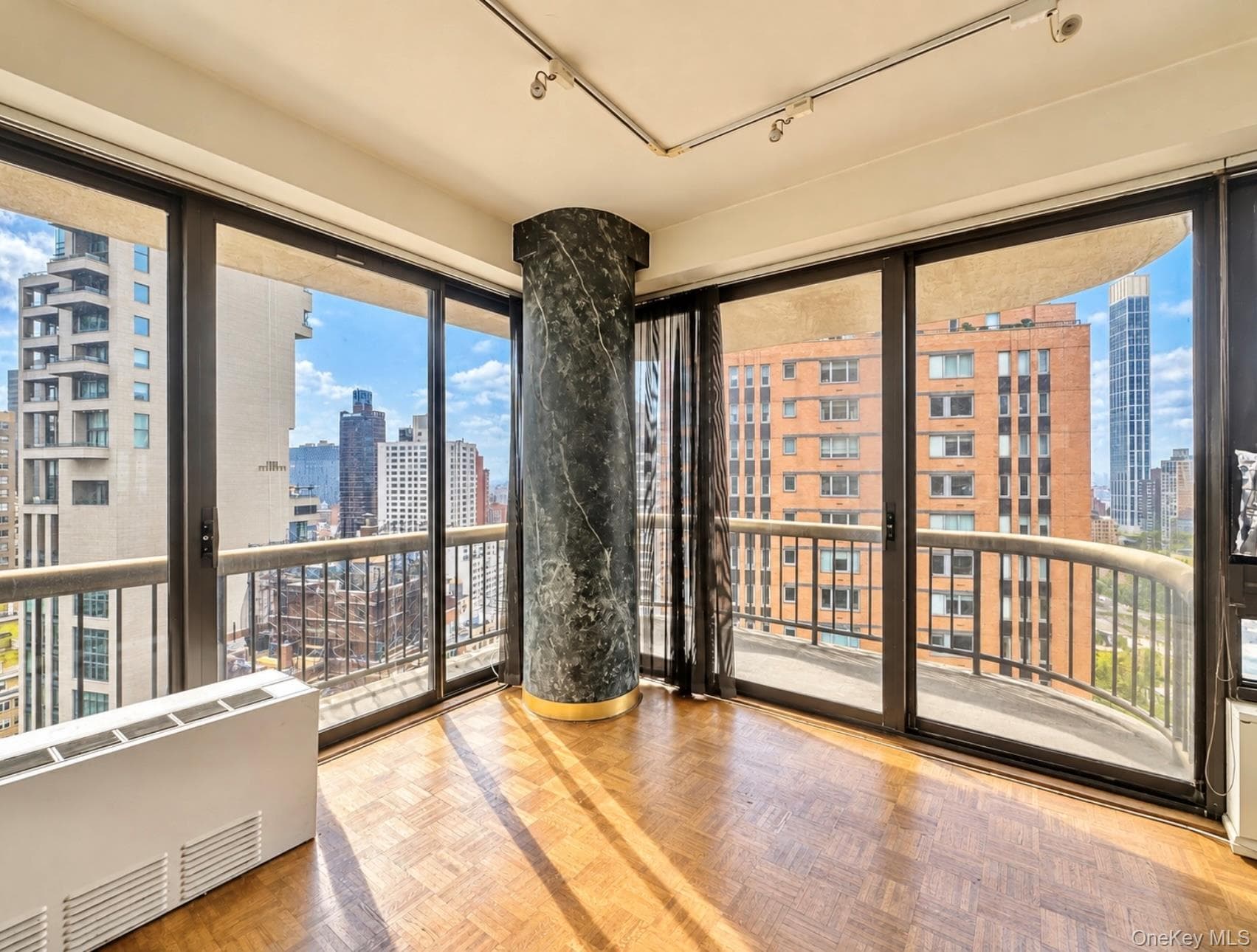 167 E 61st Street Unit: 28E thumbnail 6