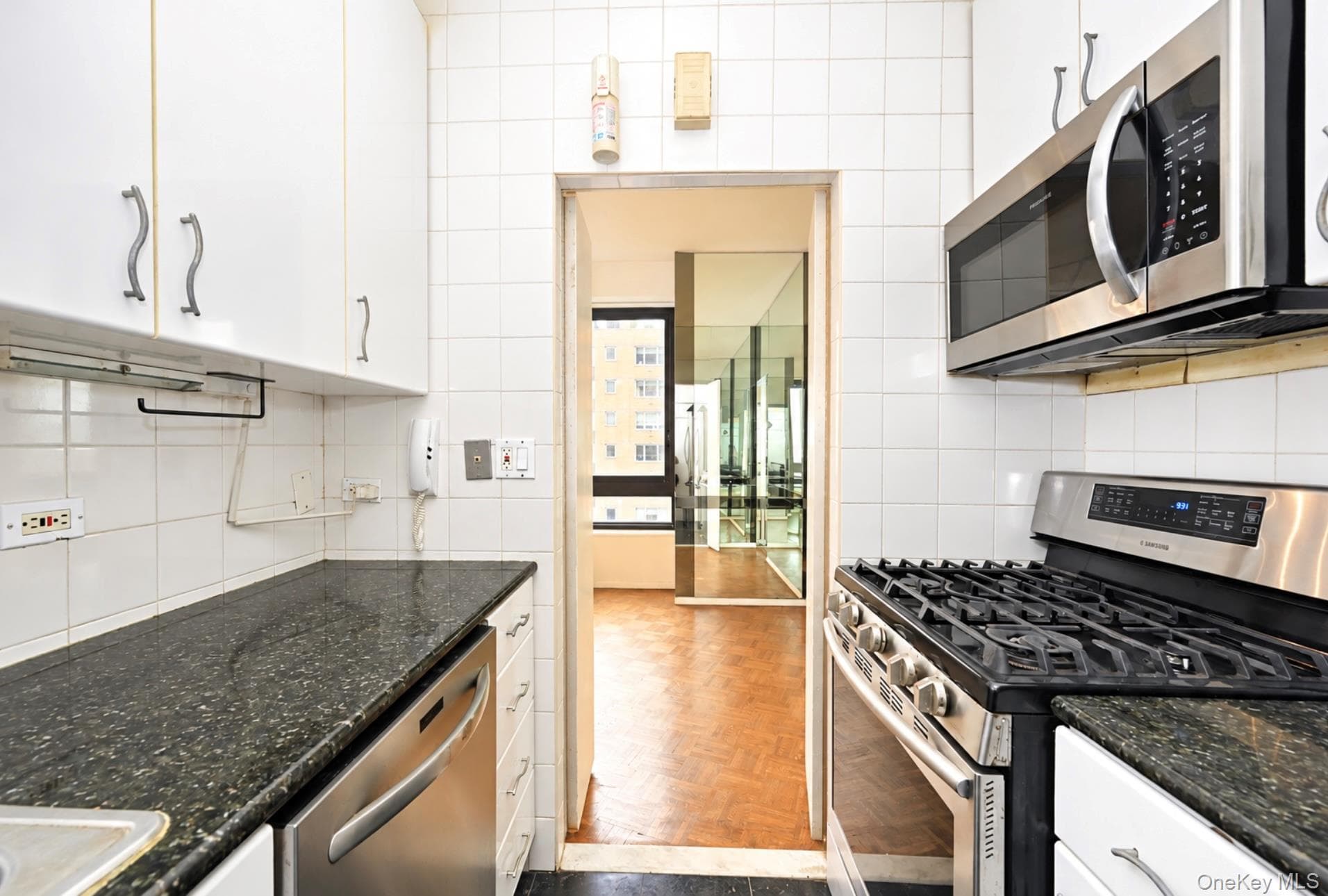 167 E 61st Street Unit: 28E thumbnail 15