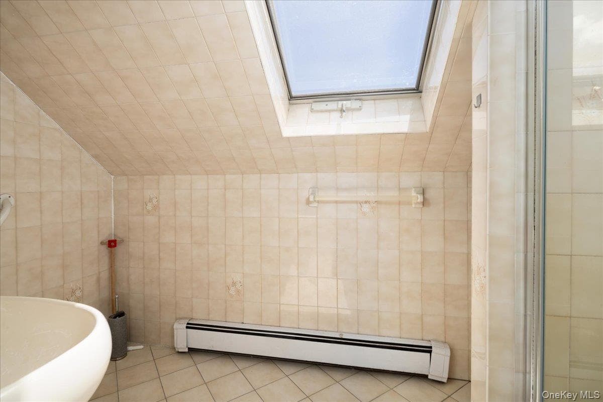 1036 California Place thumbnail 16