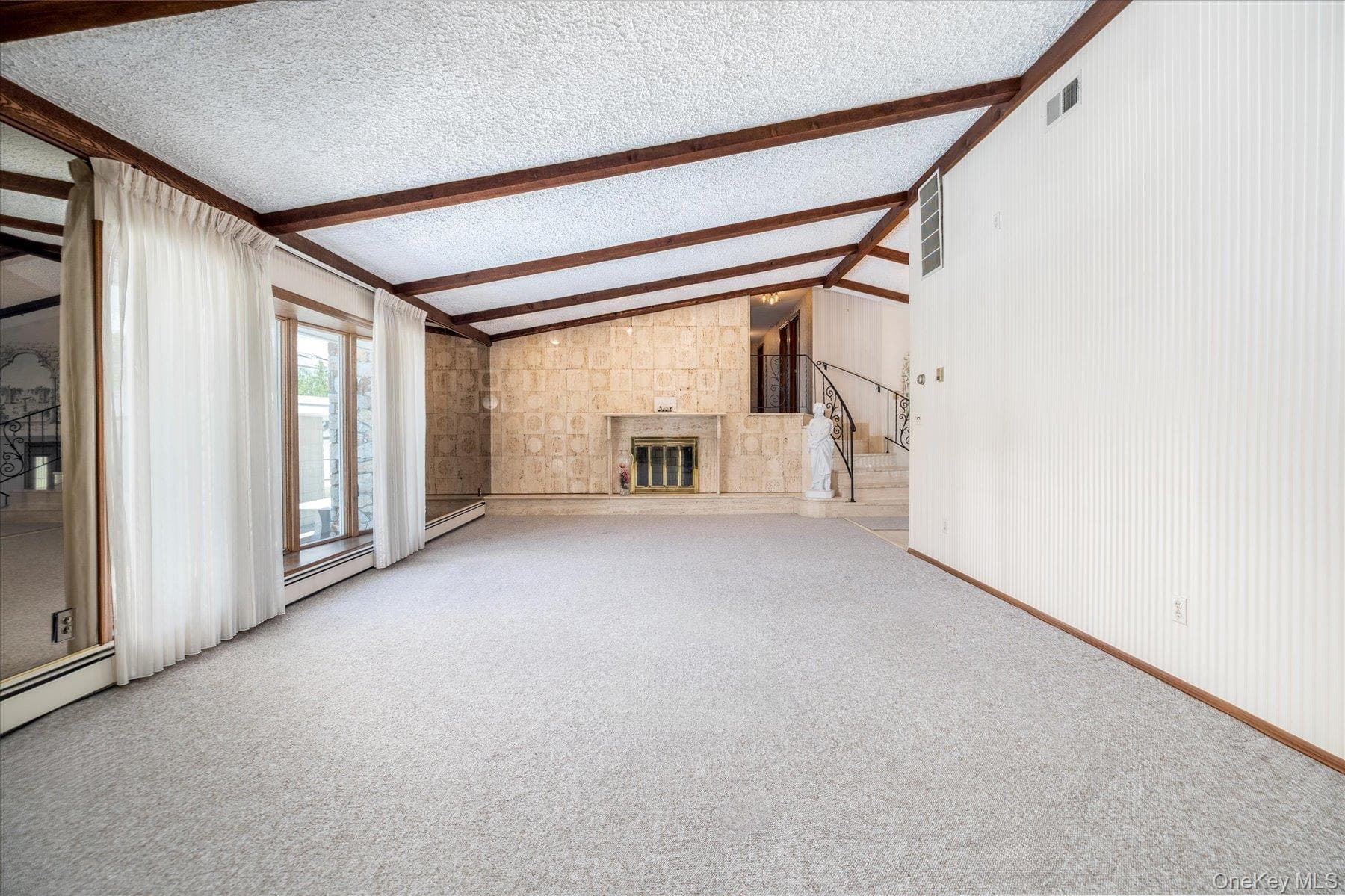 1298 Beech Street thumbnail 17