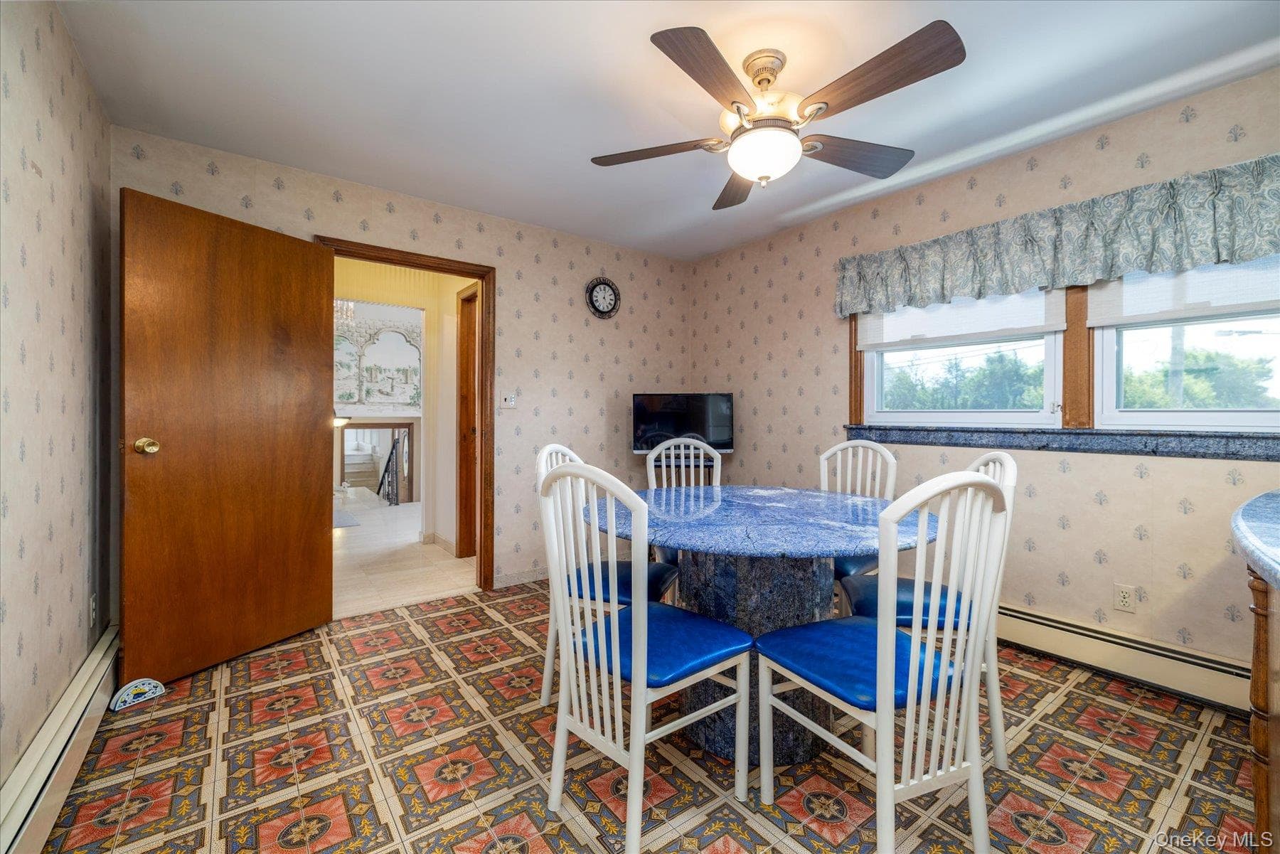 1298 Beech Street thumbnail 21