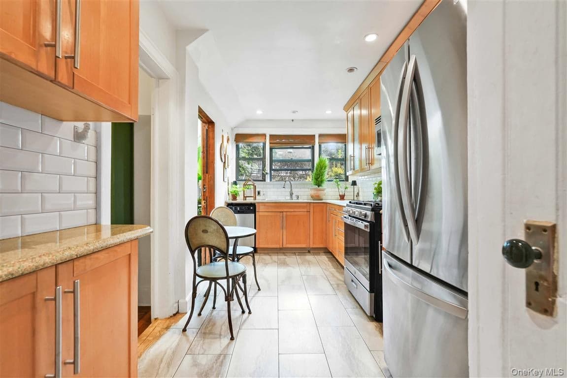 84-44 118th Street thumbnail 11