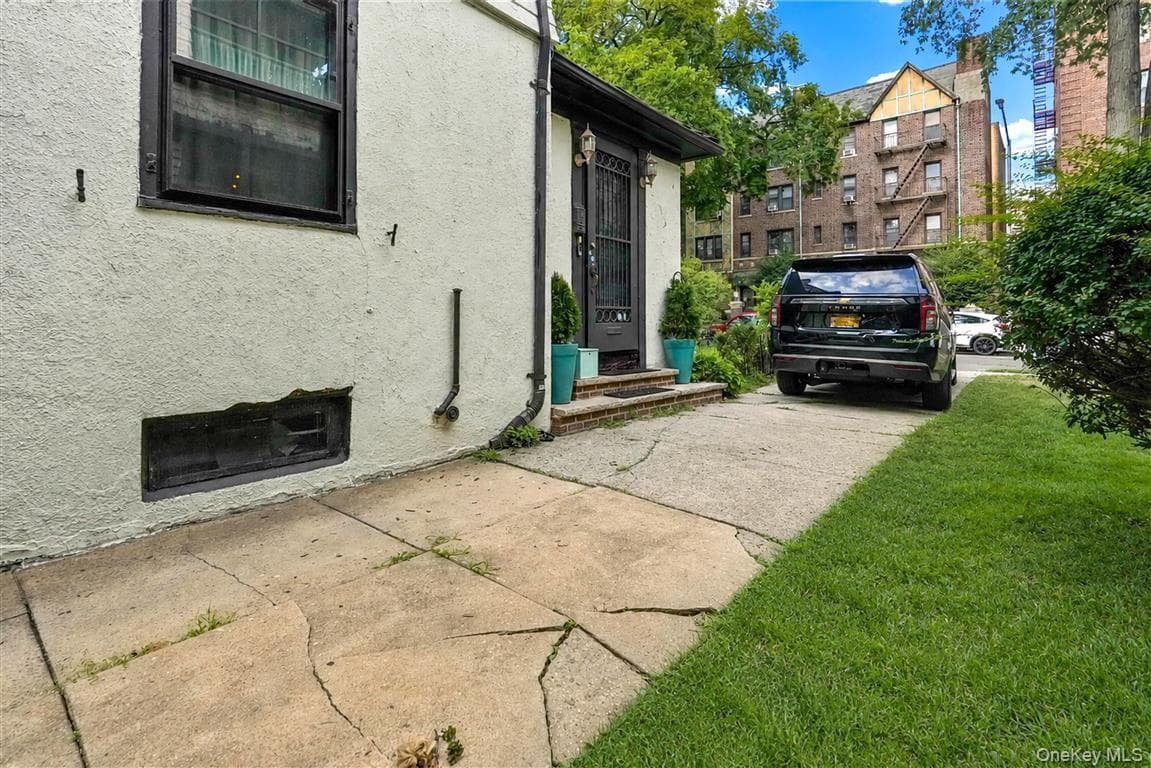 84-44 118th Street thumbnail 41