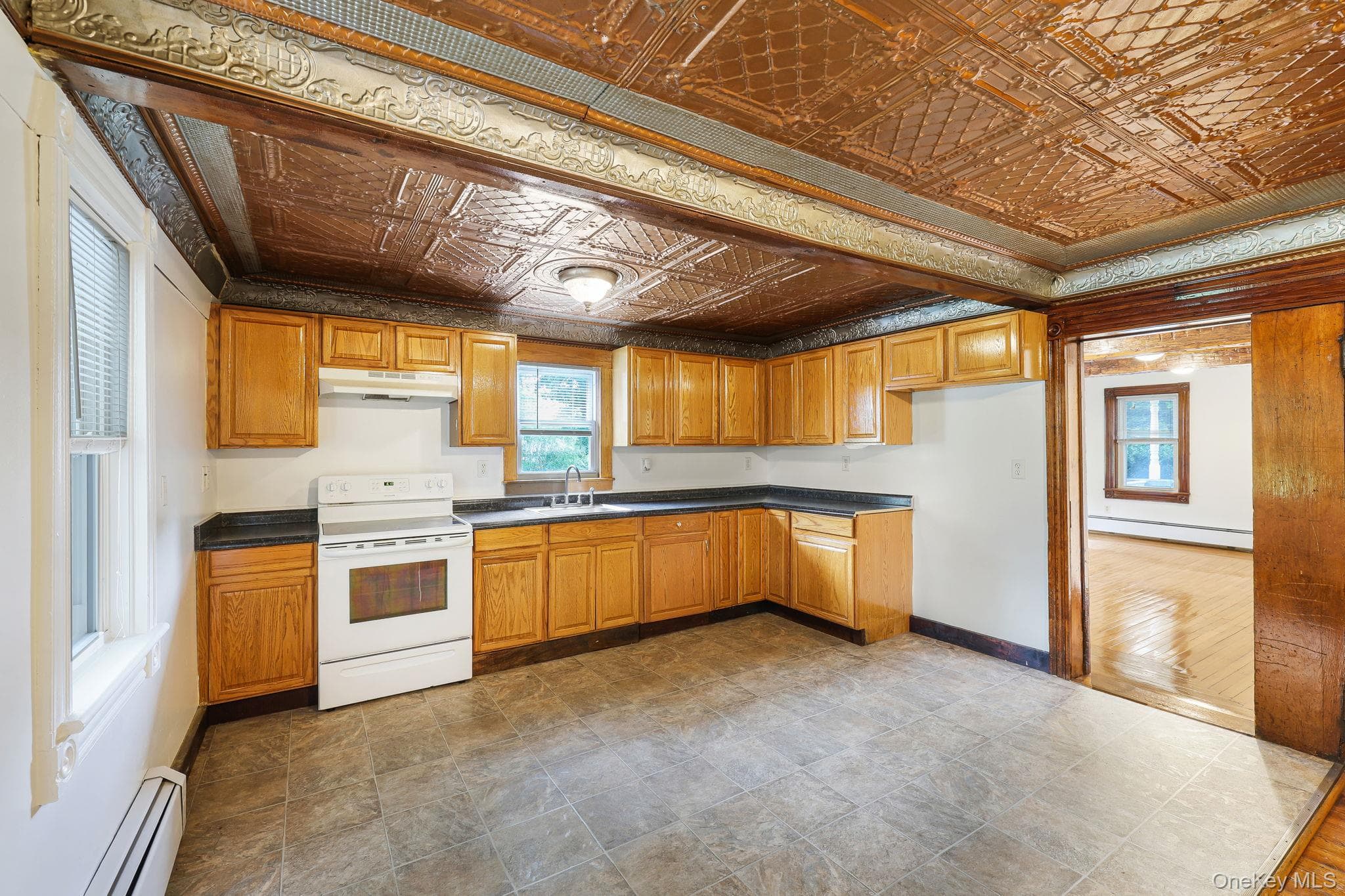 708 Burlingham Road thumbnail 9