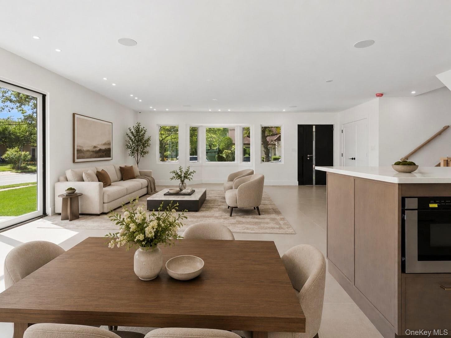 934 Eileen Terrace thumbnail 7