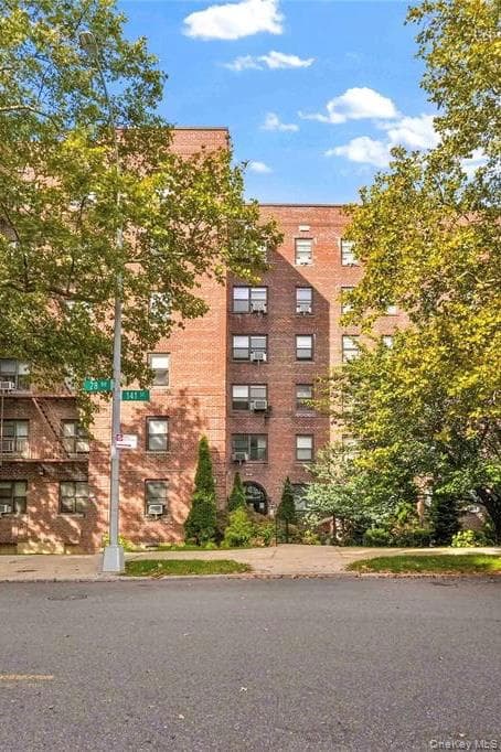 28-08 141st Street Unit: 4C, Flushing