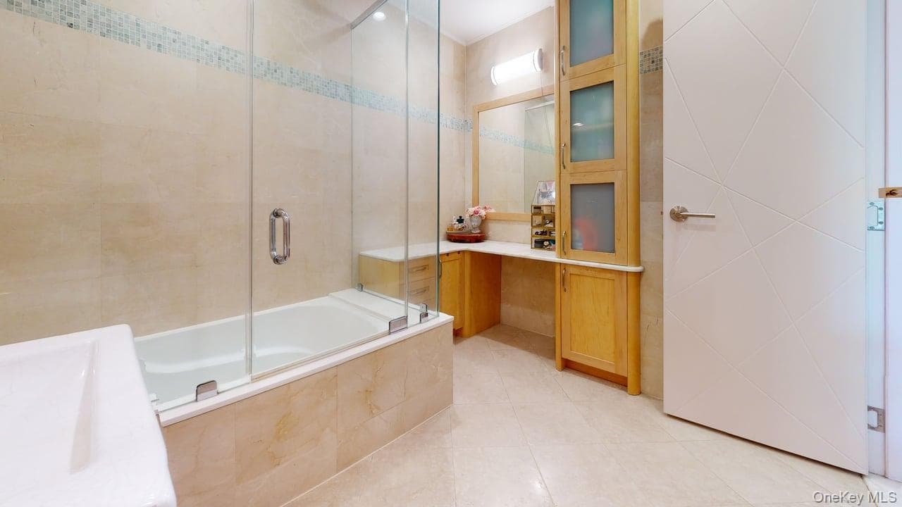68-15 Selfridge Street Unit: 3D thumbnail 26