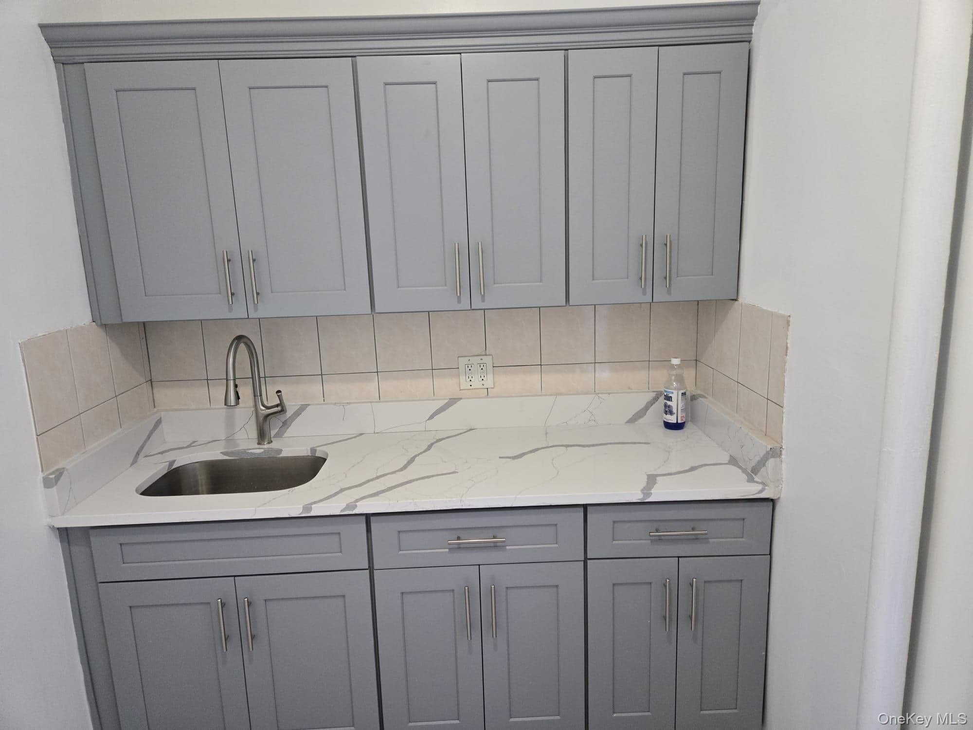 9752 75th Street Unit: B31 thumbnail 4