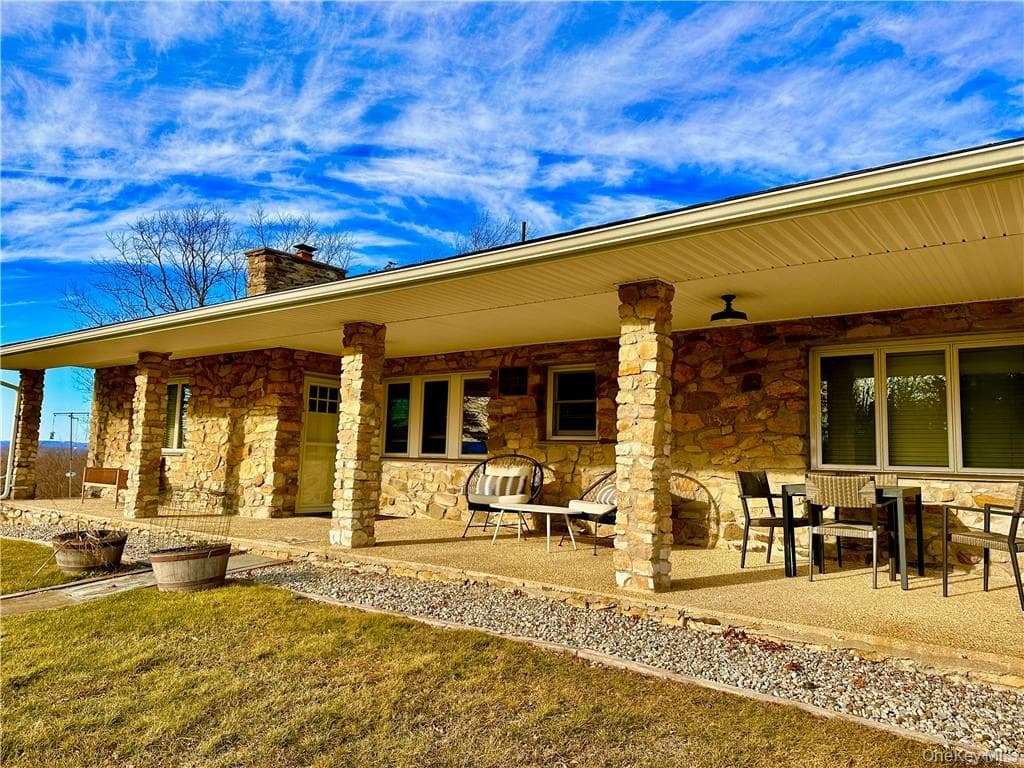 90 Onderdonk Road thumbnail 28