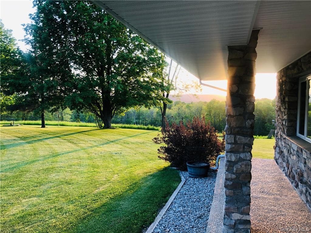 90 Onderdonk Road thumbnail 31