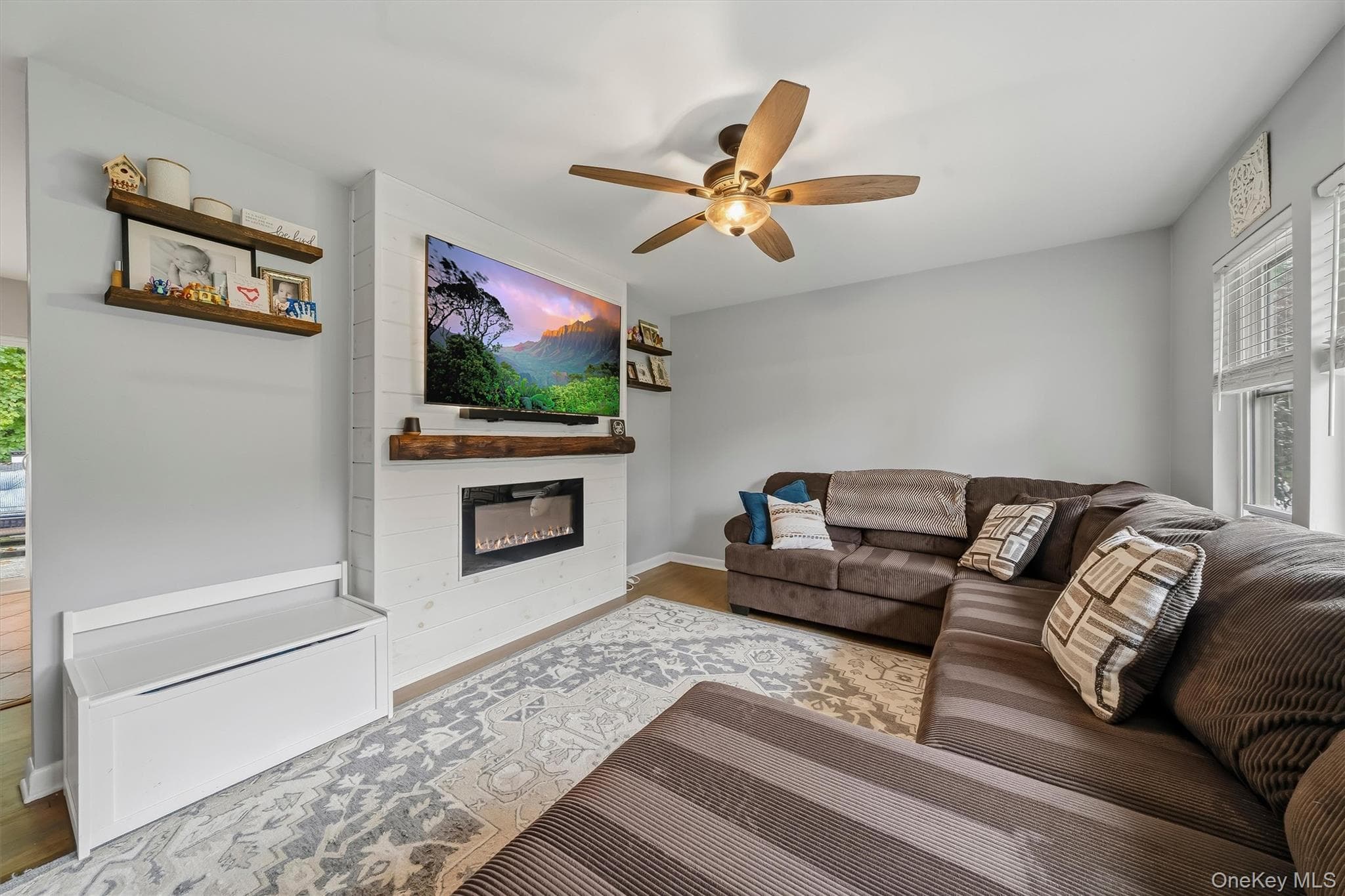 1040 Route 211, Middletown