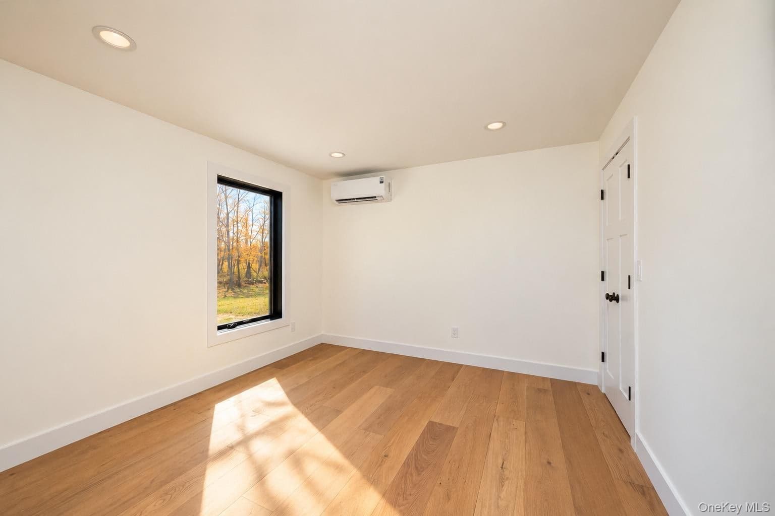 119 Bakertown Road thumbnail 17