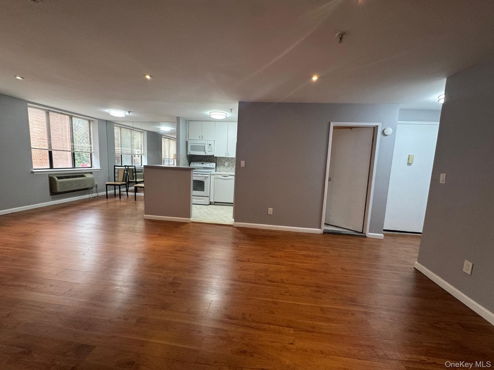 10 Canterbury Road Unit: 1B thumbnail 9