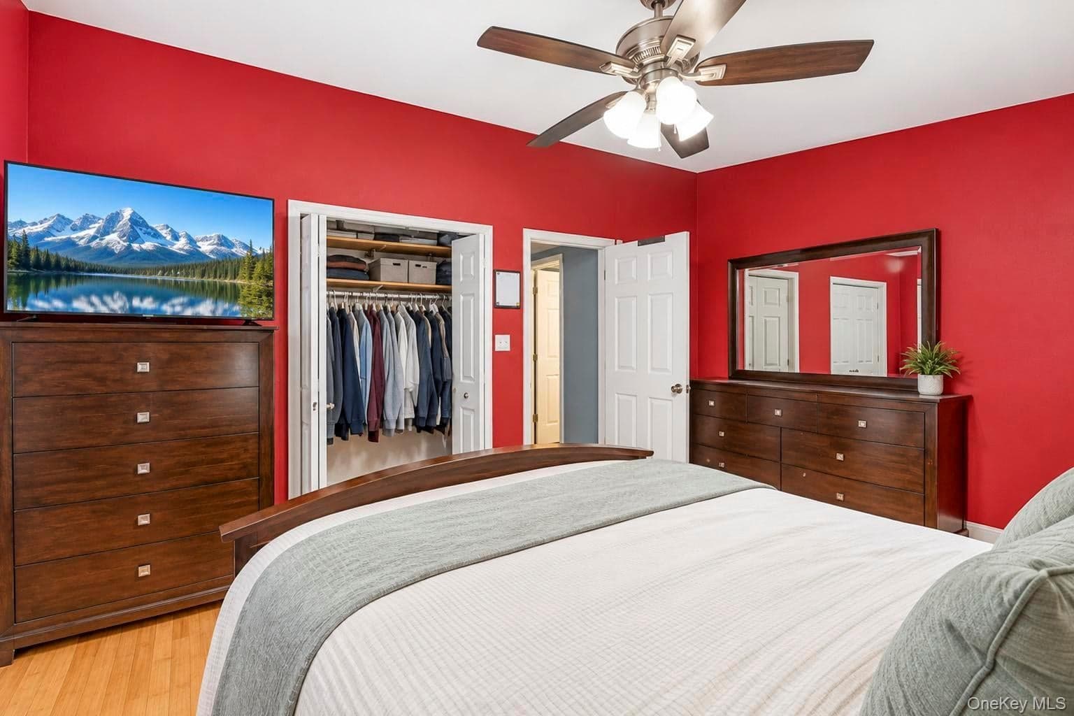 54 Pacific Avenue thumbnail 26