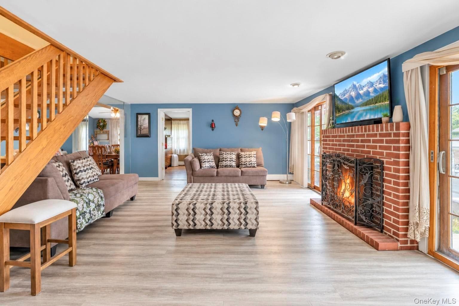 54 Pacific Avenue thumbnail 19
