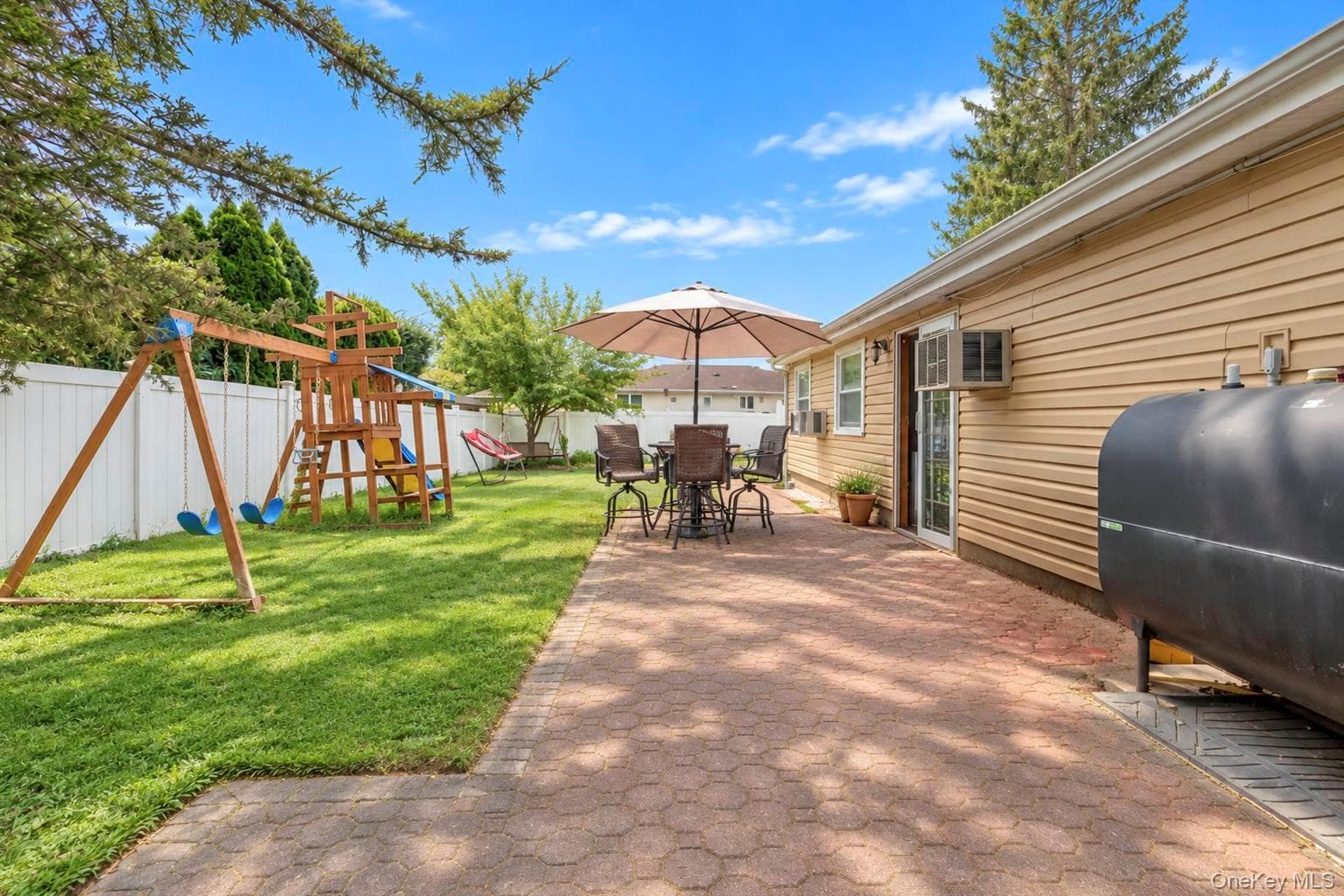 54 Pacific Avenue thumbnail 42