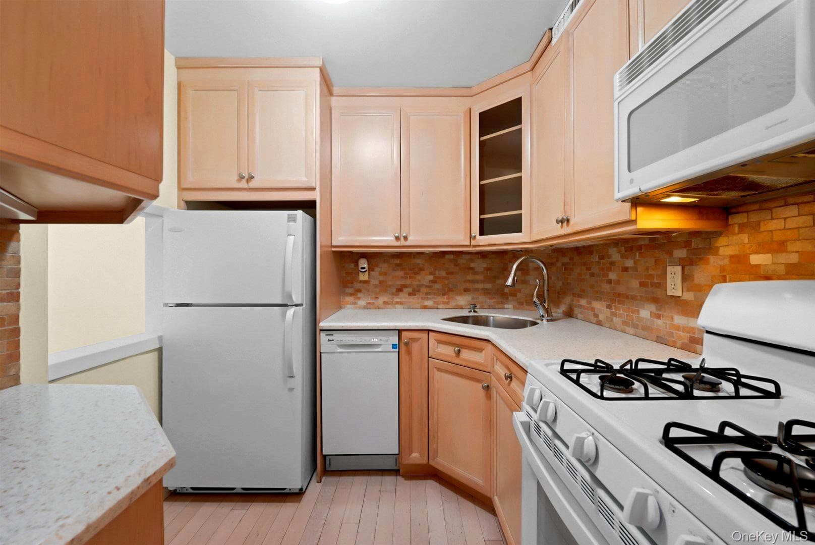 17-85 215th Street Unit: 2H thumbnail 11