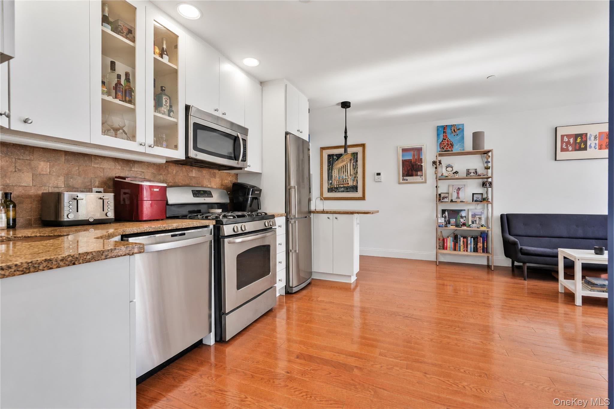 2821 36th Street Unit: 4R thumbnail 8