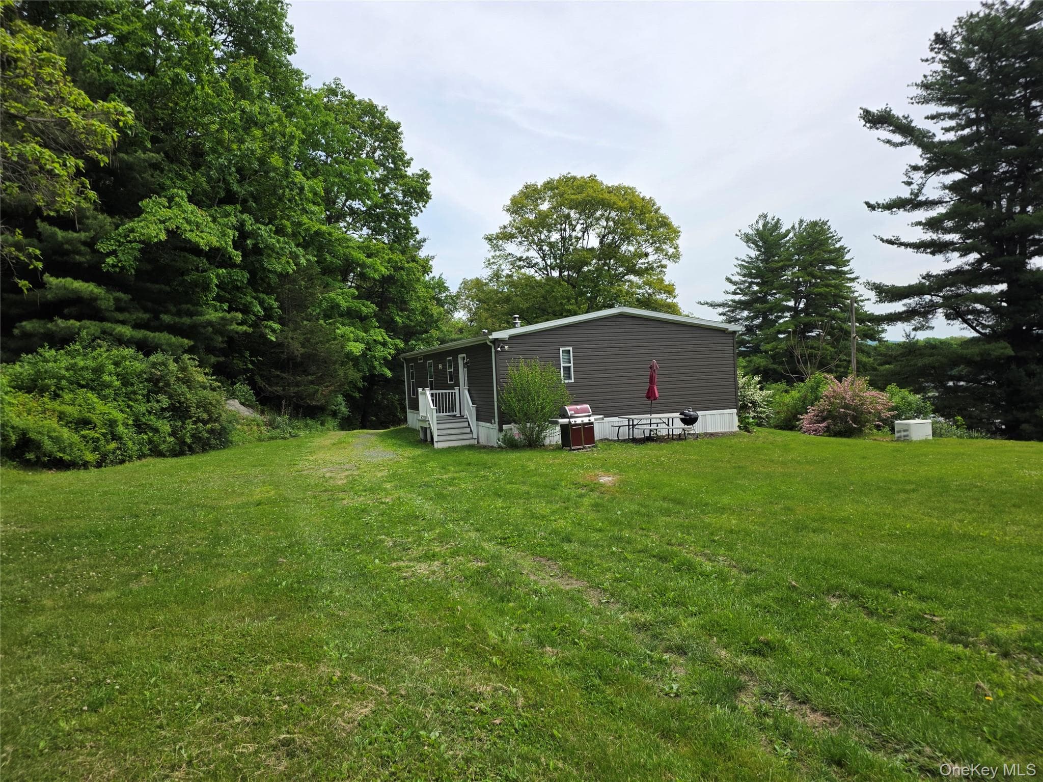 559 Lake Road thumbnail 5