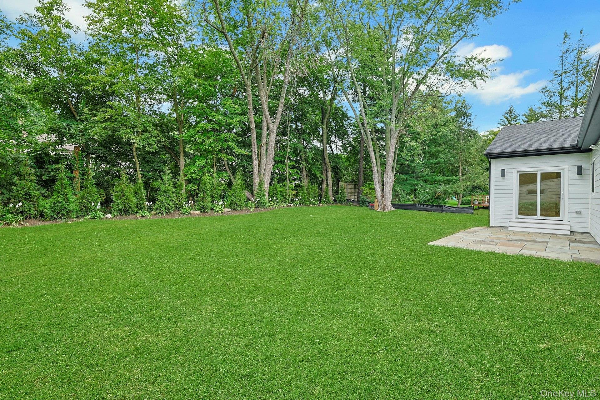 100 Hazelton Circle thumbnail 4