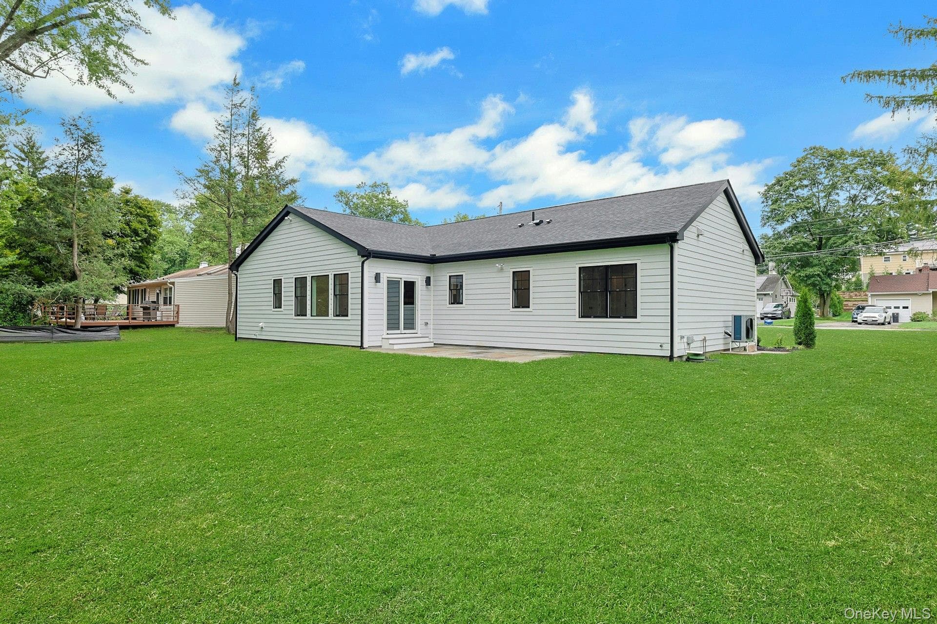 100 Hazelton Circle thumbnail 27