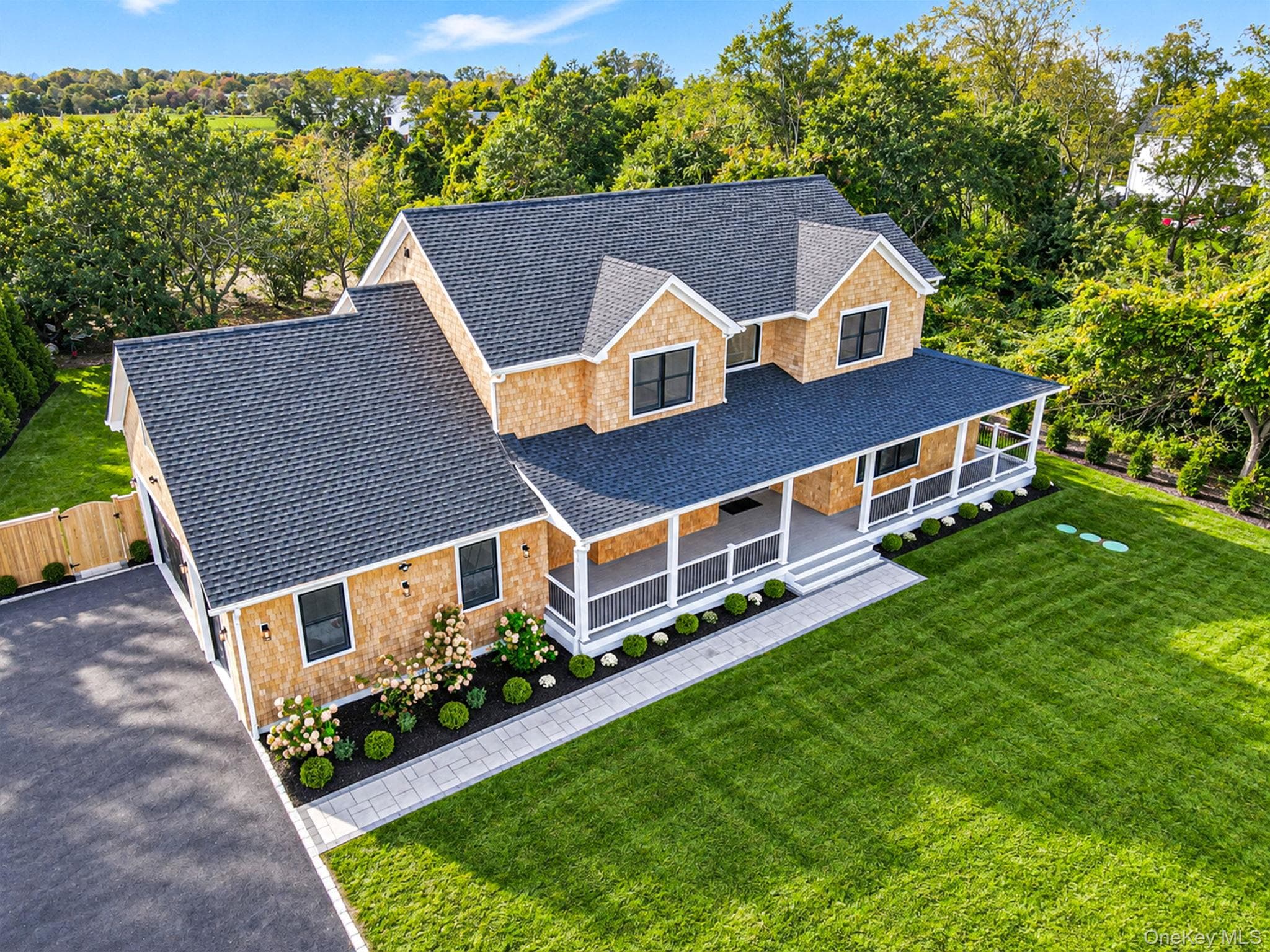 390 Wildberry Lane thumbnail 5