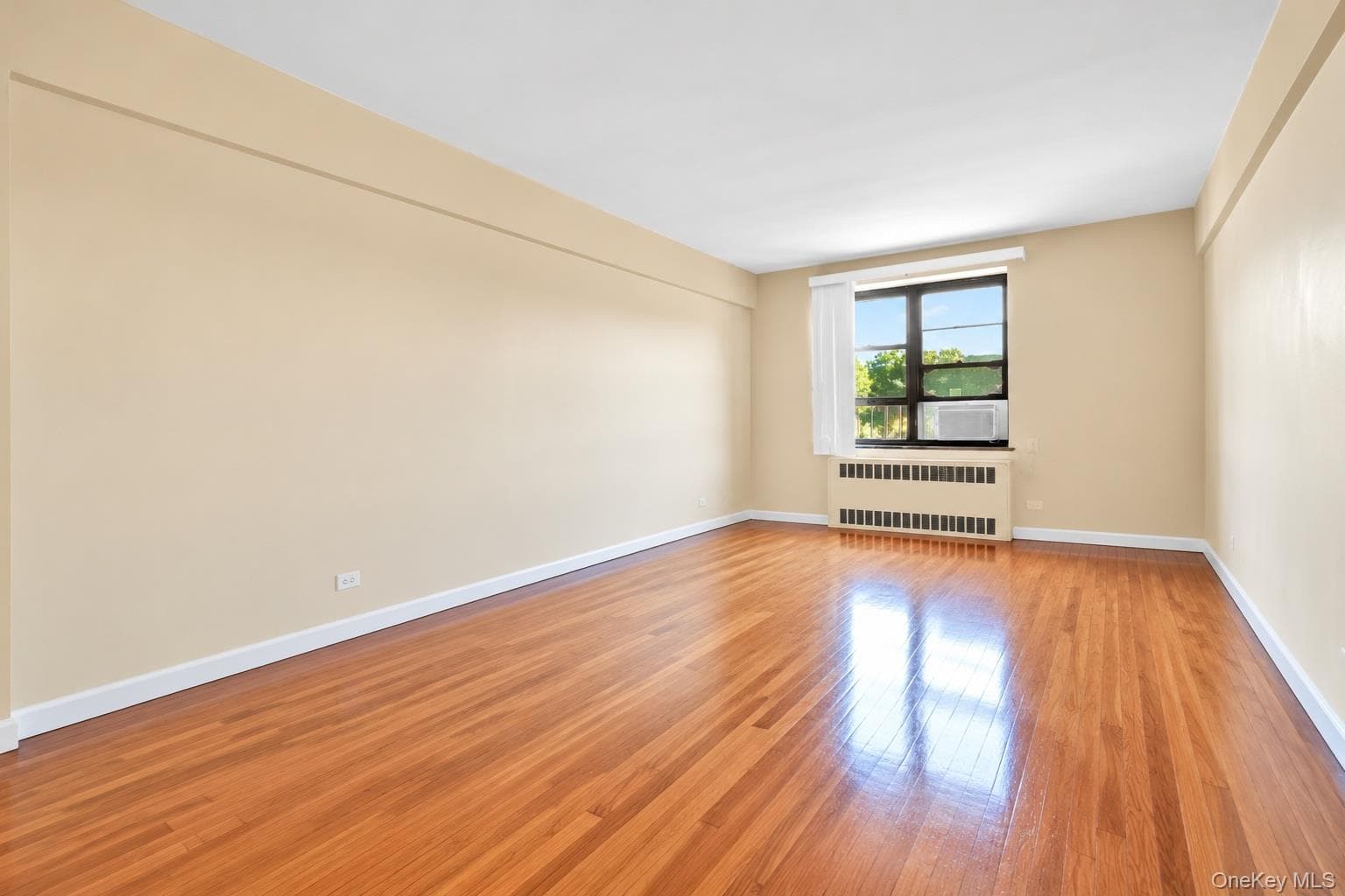 141-15 28th Avenue Unit: 6A photo 1