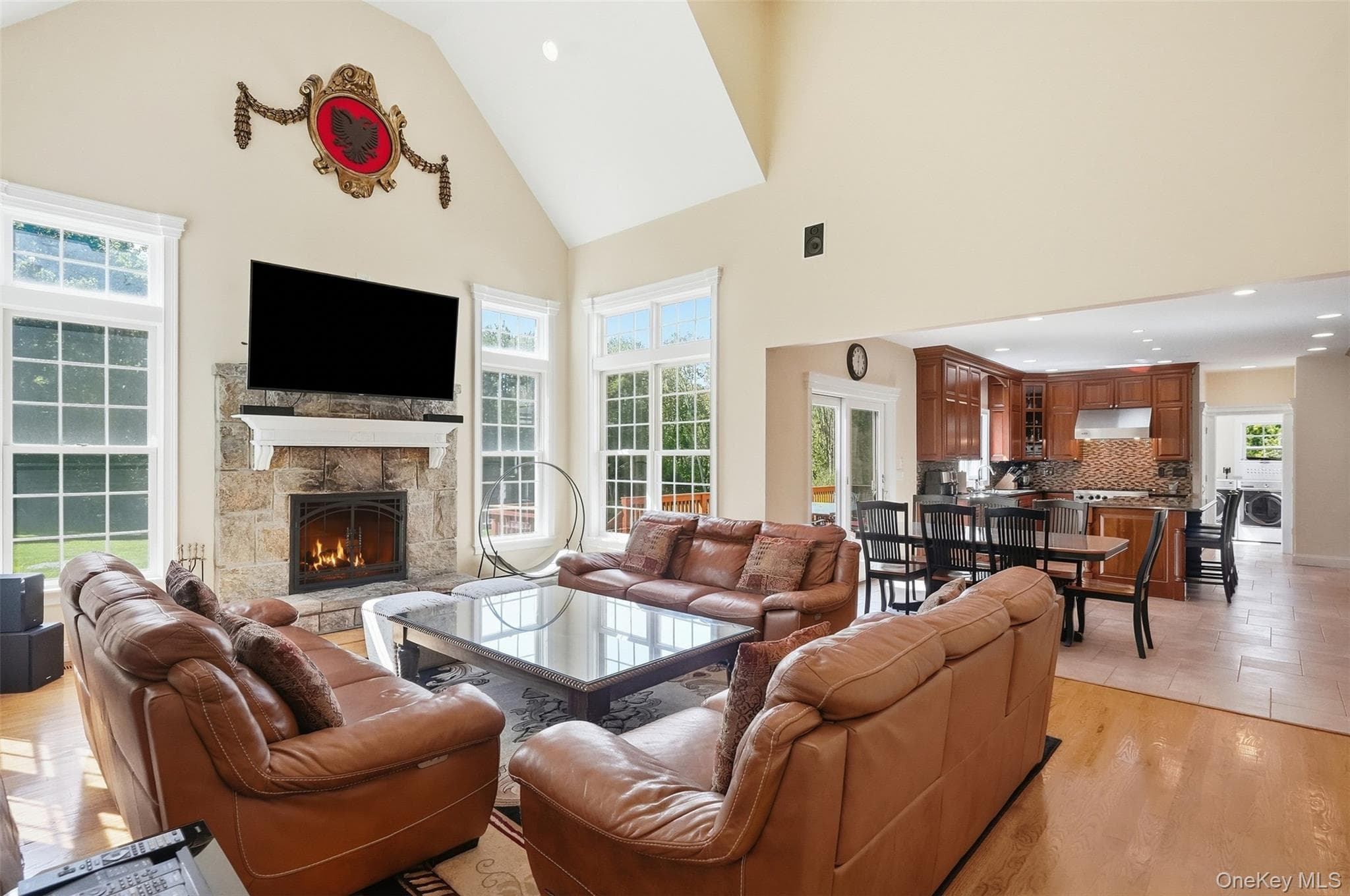 17 Meadow Crest Drive thumbnail 13