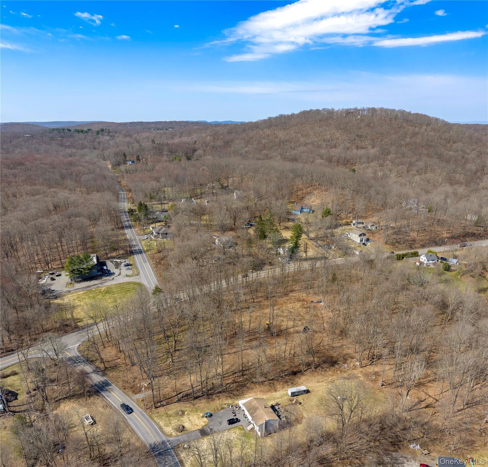 576 Holmes Road thumbnail 3