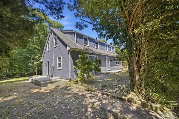 458 N Magee Street thumbnail 2