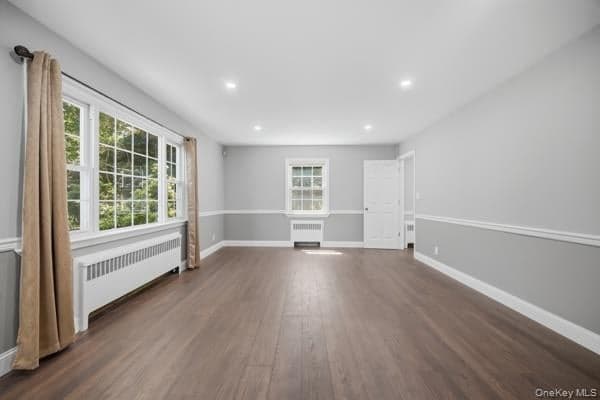 458 N Magee Street thumbnail 13